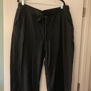 Daily Ritual black cropped wide-leg lounge pants